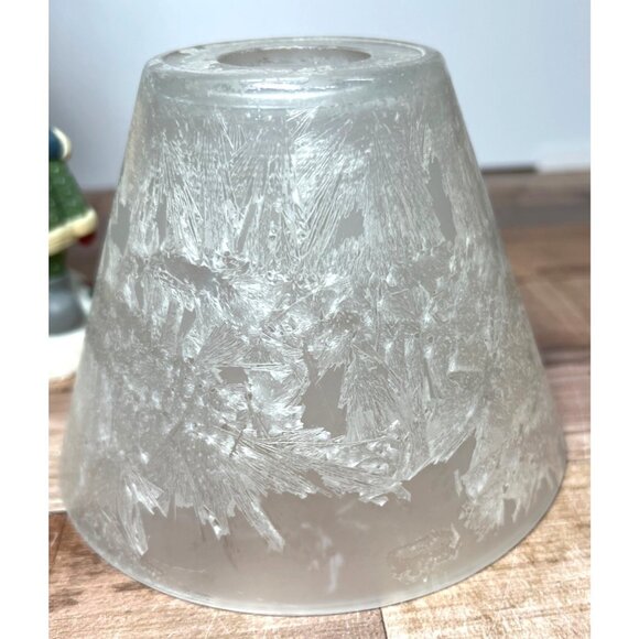 Vintage Santa Claus Christmas Candle Holder Lamp With Frosted Shade - Picture 7 of 11